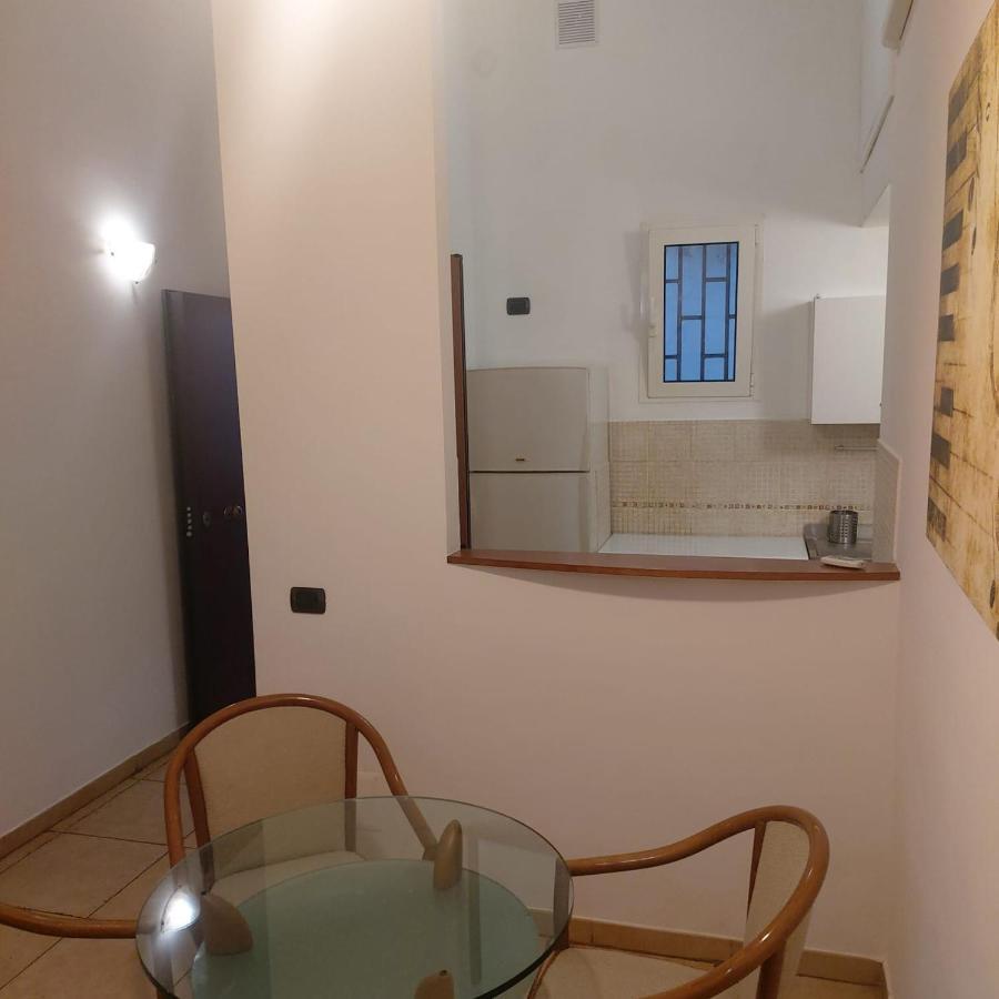 Mamo1 - Appartamento In Pieno Centro Citta Bari Exterior foto