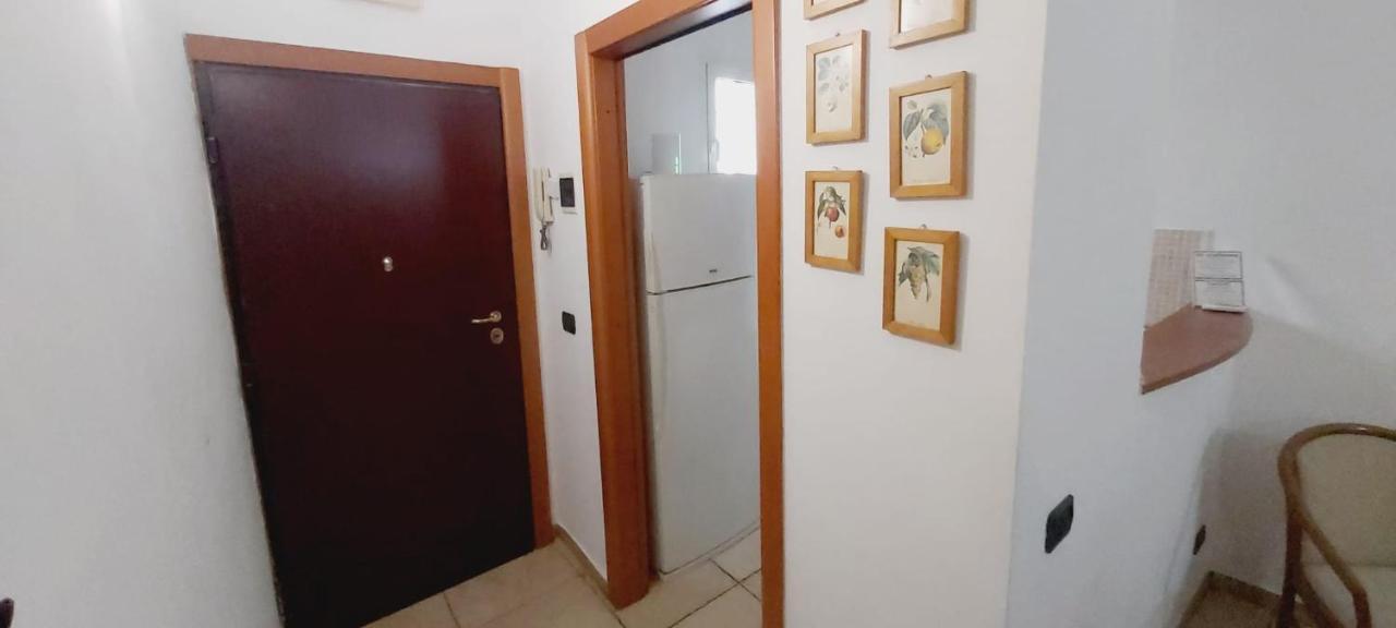 Mamo1 - Appartamento In Pieno Centro Citta Bari Exterior foto
